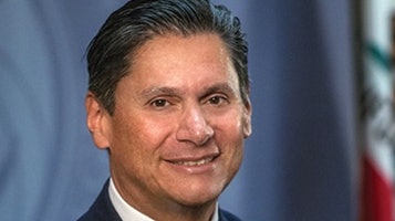 Eloy Ortiz Oakley